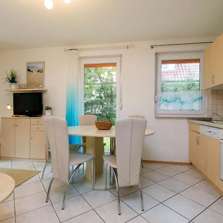 Apartment Meerzeit By Interhome Trassenheide